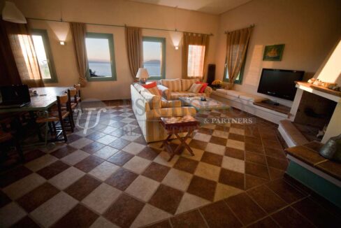 for_rent_house_6_bedrooms_sea_view_koilada_greece (20)
