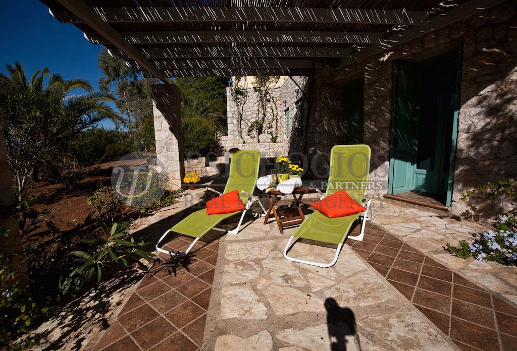 for_rent_house_6_bedrooms_sea_view_koilada_greece (31)