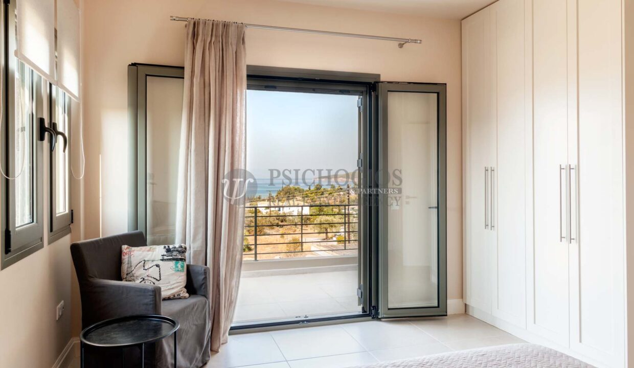 for_sale_ house_245_square_meters_swimming_pool_near_the_sea_Porto_Xeli_Greece(11)