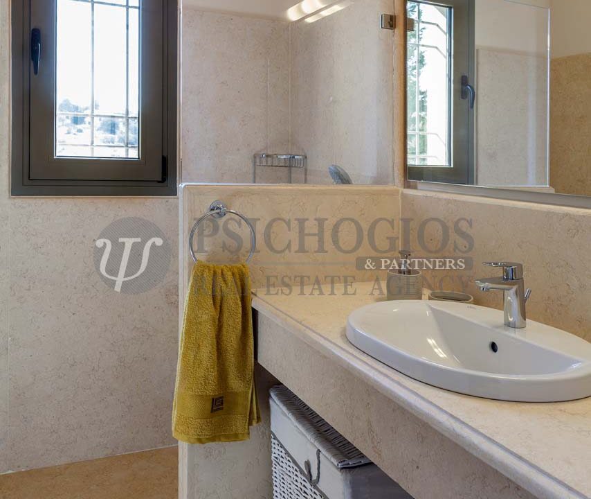 for_sale_ house_245_square_meters_swimming_pool_near_the_sea_Porto_Xeli_Greece(9)