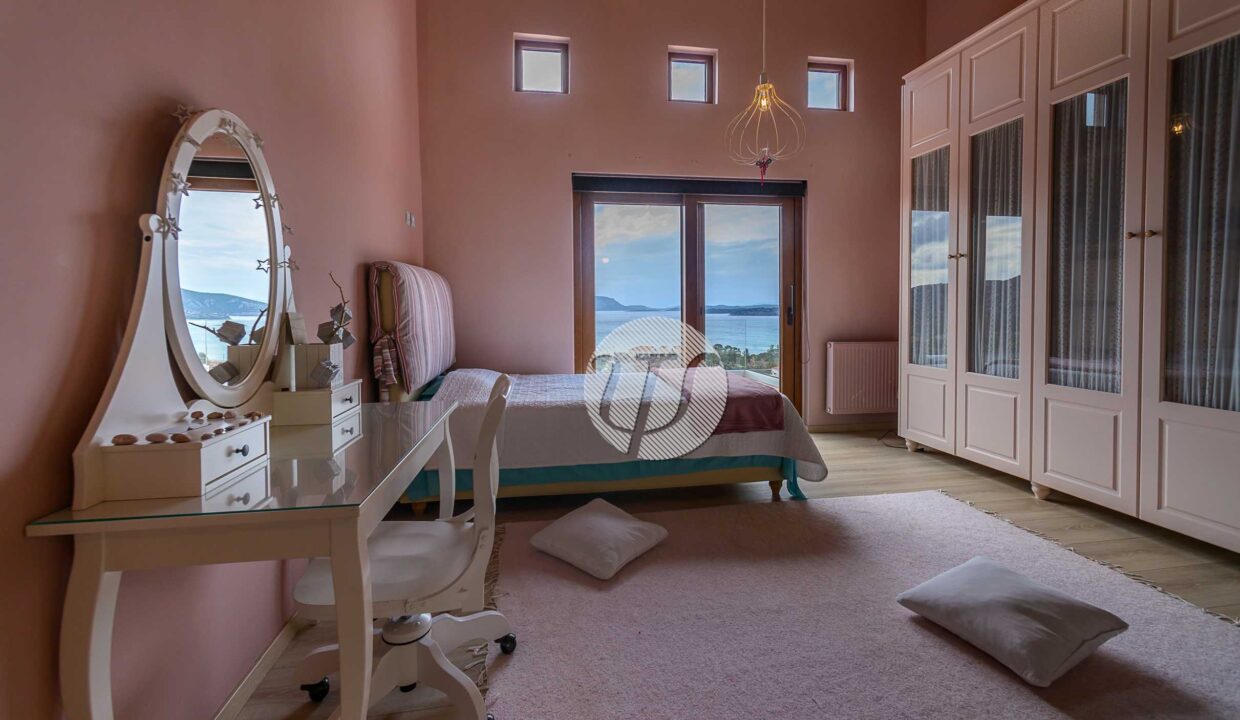 VILLA 256SQM ERMIONI PS (27)