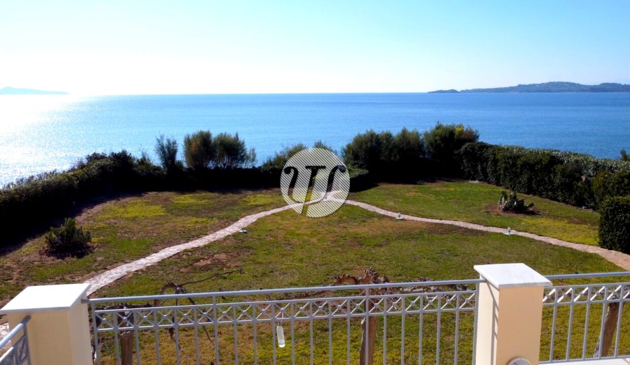 RESIDENCE OF 215 SQM (1)